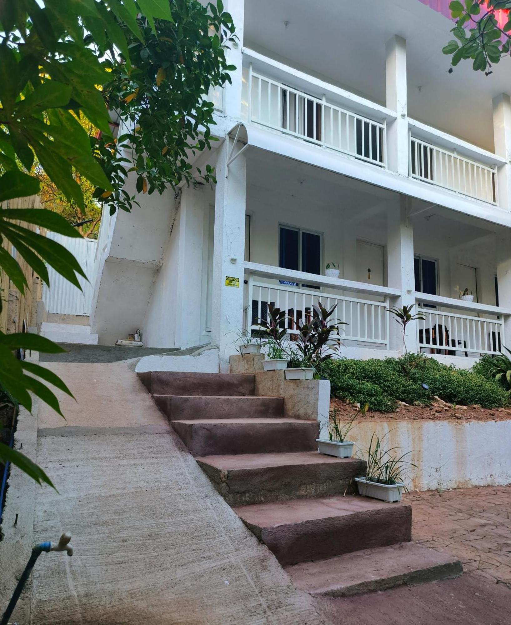 Ani Marie Guest House Coron Dış mekan fotoğraf